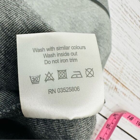 Sweaty Betty Women’s Size Small Cantar Luxe Gray Pencil Skirt with Black Trim - Picture 12 of 12